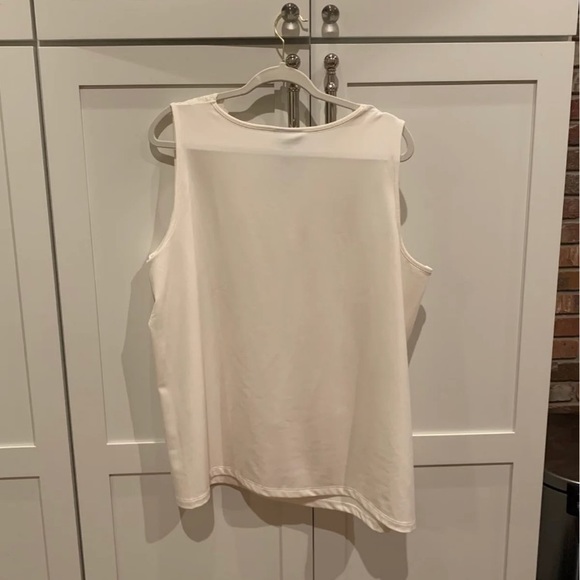 Maggie Barnes for Catherines Sleeveless Top - Picture 2 of 5